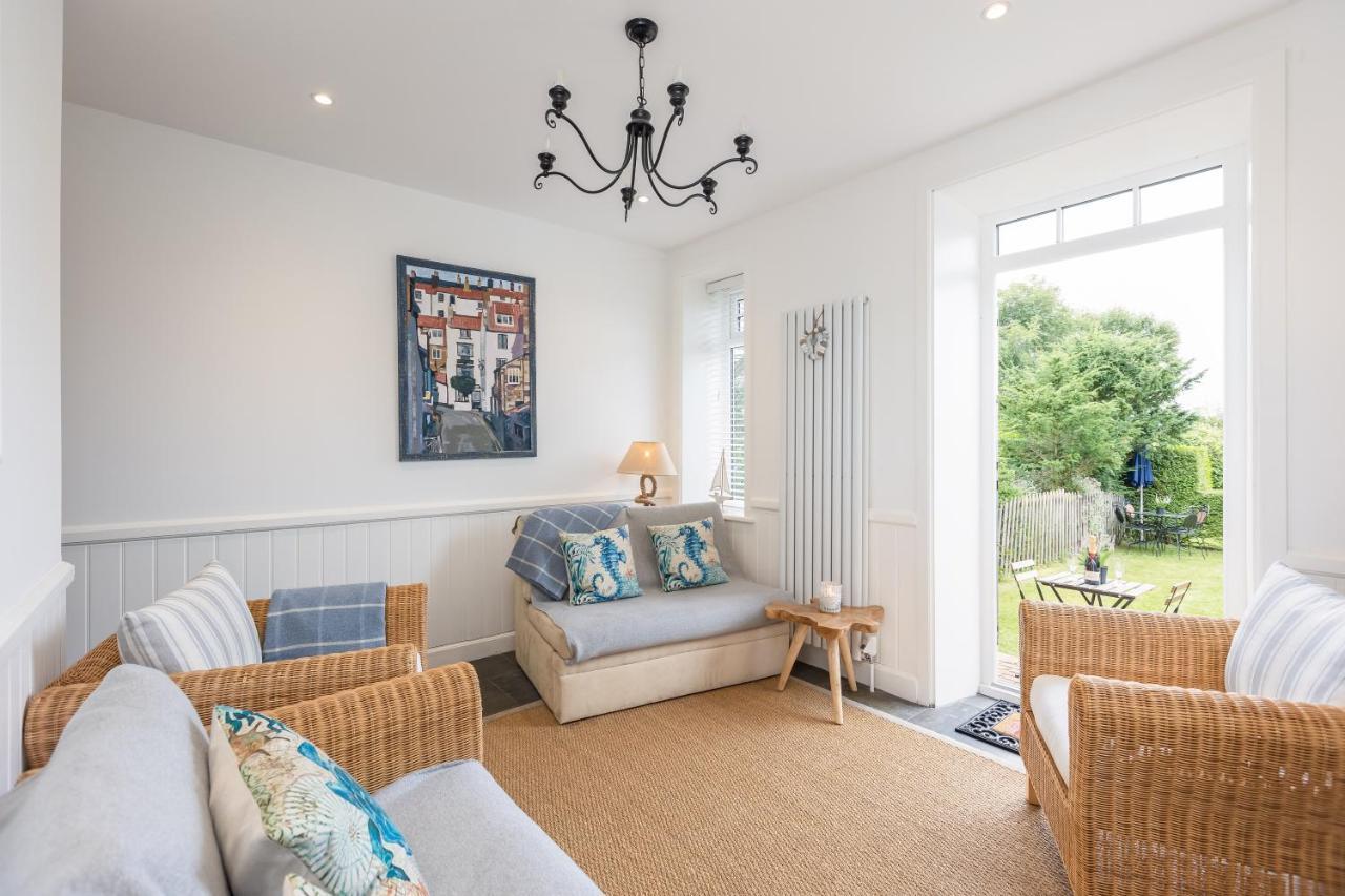 Robin Hood'S Bay Coastguard'S Cottage With A View Екстер'єр фото