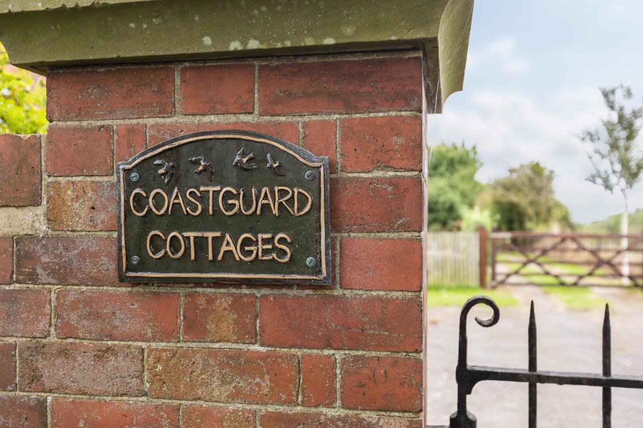 Robin Hood'S Bay Coastguard'S Cottage With A View Екстер'єр фото