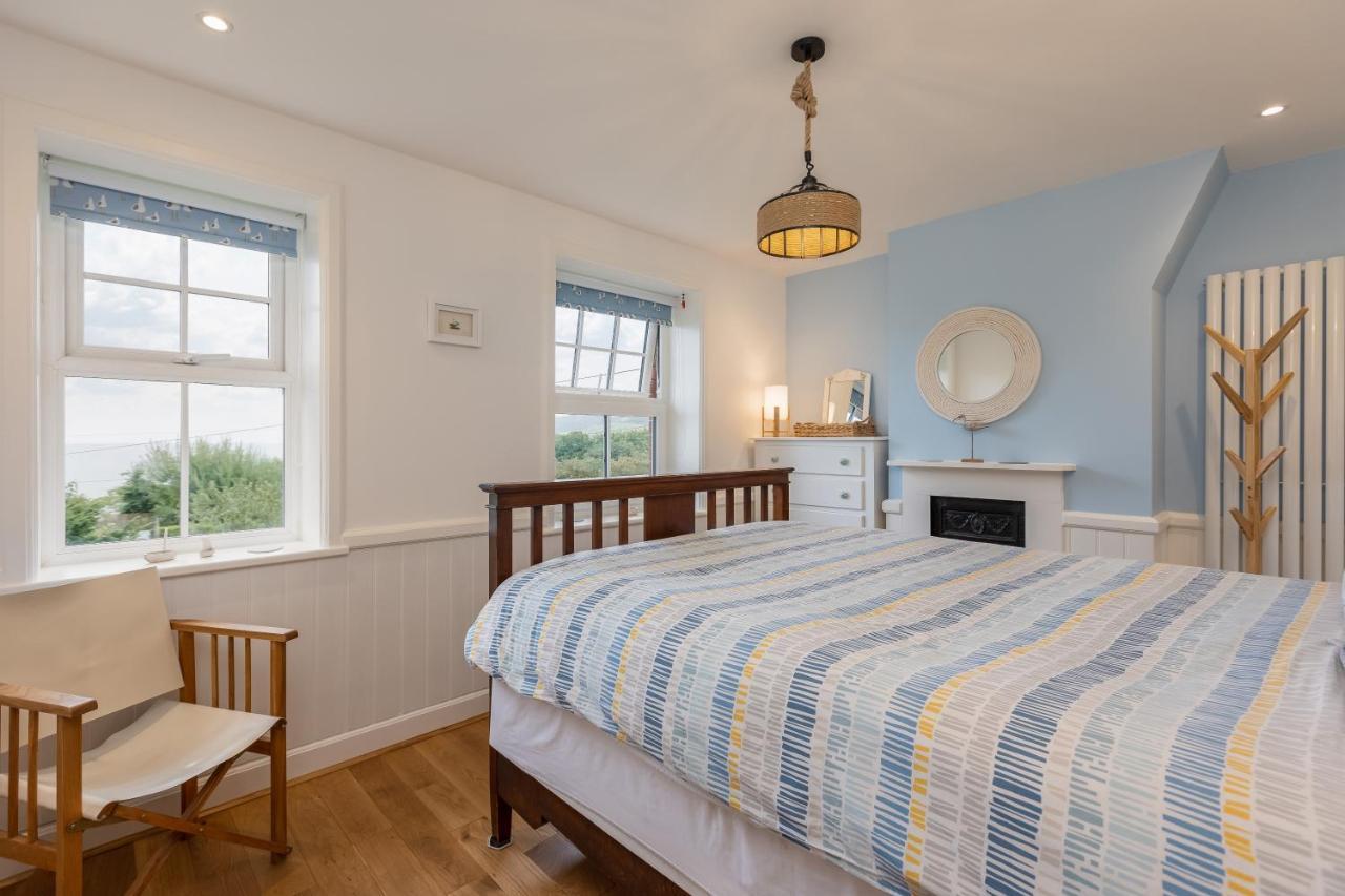 Robin Hood'S Bay Coastguard'S Cottage With A View Екстер'єр фото